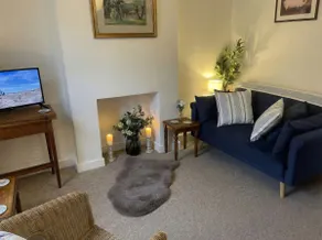 Charming Cottage in historic Grantchester Village - Image 5