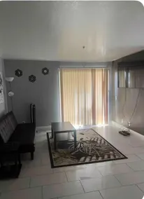 One bedroom with hot tub & 2 pools close to strip - Image 2