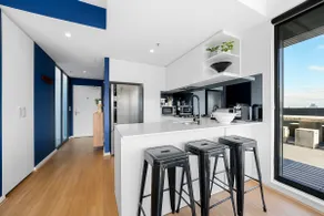 Stunning 2br Penthouse -Under New Management - Image 4