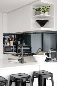 Stunning 2br Penthouse -Under New Management - Image 5