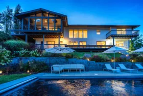 Midcentury Wow! River views, Heated Pool & Hot Tub - Image 2