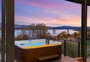 Midcentury Wow! River views, Heated Pool & Hot Tub - Image 4