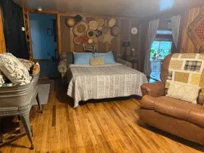 The Creek House - Image 3