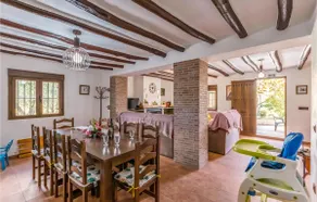 Cozy Home In Puertollano - Image 4