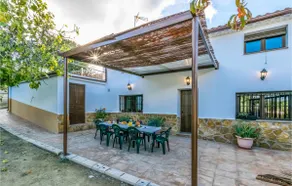 Cozy Home In Puertollano - Image 2