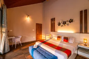 5BR|Luxury Pool|StayVista| Coffee & Mist @Madikeri - Image 4