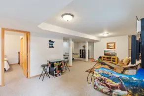 Lake Front, Sandy Beach, Arcade Games, Spacious! - Image 2