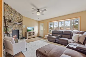 Lake Front, Sandy Beach, Arcade Games, Spacious! - Image 4