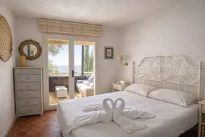 Apartment with garden and views, close to the beach - Image 2
