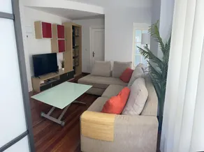 Loft and Garage in City Center, wifi, 5” to Beaches. - Image 5