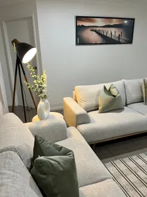 Lux in Bundy - Wifi, AC, Netflix and comfort - Image 3