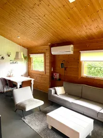 Hip Wooden Cottage - Image 4