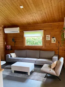 Hip Wooden Cottage - Image 3