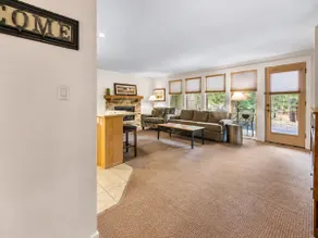Beautiful Resort Condo- Pool, Hot Tub, Hiking, Ski - Image 5