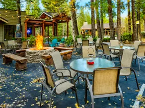 Beautiful Resort Condo- Pool, Hot Tub, Hiking, Ski - Image 3