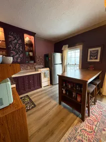 Dragonfly House Upper Apt - Image 5