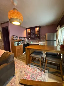 Dragonfly House Upper Apt - Image 3