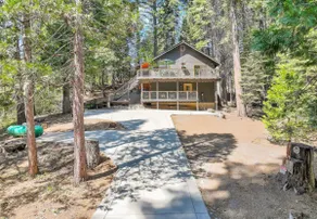 Cozy Mountain Retreat in Big Trees Village - Image 3
