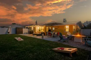 Beachside Villa, FirePit, BBQ Hammock Surfboard - Image 2