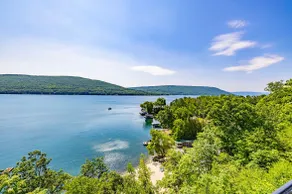 Finger Lakes Best Lake View Chic Condo + Fireplace - Image 4