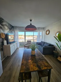 Nice beachfront apartment - Image 2