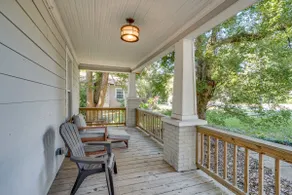 Cozy Historic Home Front Porch/Laundry/Firepit - Image 5