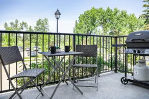 Lakeside Retreat | Steps to Beach + Golf Course - Image 4