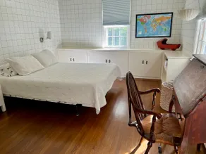 Private Cozy Suite, 0 Fees, Pets Welcome, EV Plug - Image 2