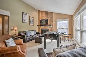 3BR Riverfront Retreat, Walk to Vail & BC Shuttles - Image 4