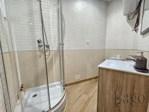Spacious apartment for groups with WiFi & A/C - Image 4