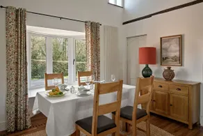 Delightful dog friendly Cottage - private hot tub - Image 4