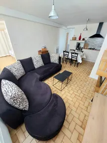 Pleasant apartment with garden - Image 2