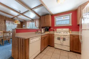 Pet Friendly Secluded 5BR Poconos Lake Retreat with Beach and Skiing - Image 5