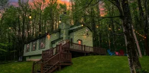 Wine Moose w Hot tub Fireplace Sauna 9min to Mt Snow - Image 3
