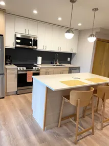 Unique 1 Bedroom/1 Bath Apartment in Rainier Beach - Image 2