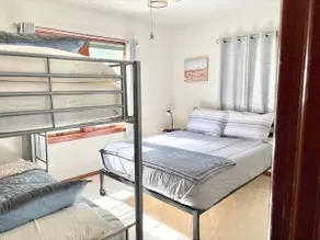 Best Patio, Walk to Beach, Sleeps 6, Firepit - Image 3