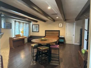 Huge Cozy Studio - Image 4