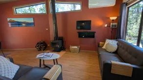 Wonderland Cottages - Acacia Cottage - Image 3