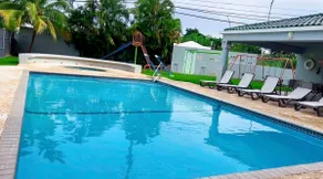 ☀️ Beach two bedroom apartment, with a pool!☀️ - Image 2