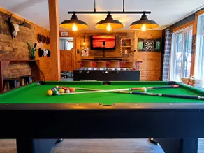 The Western Spa Sauna Bar & Billiards - Image 3