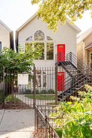 Cozy/Spacious WFH Family Friendly w Permit Parking - Image 4