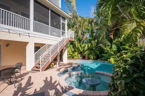 Mango Bay – Luxury Island Home w/ Heated Pool, Spa & Walk To Beach - Image 2
