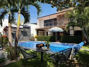 Heated pool with waterfall and barbecue - Image 5