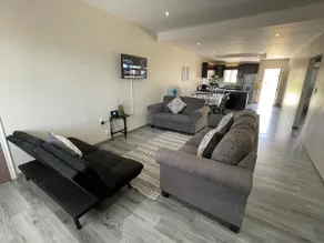 Cantiles House - Image 3