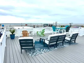 Only steps away to the beach and boardwalk! - Image 2