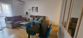 Stylety Alcazar apartment. 3 bedrooms, WIFI, A/C, Elevator - Image 5