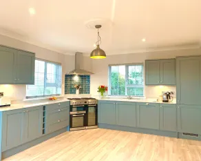 Tranquil 4 bedroom house overlooking Dungloe lake - Image 3