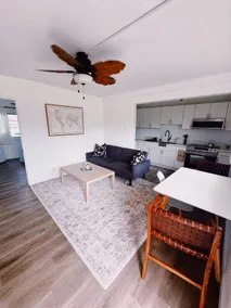 2 Bedroom 1 Bath Condo Steps to beach & Car avail. - Image 5