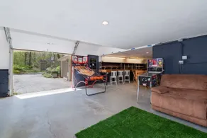 Spacious Retreat With Pool, Game Room & Fireplace, Sleeps 10, Backyard Oasis and Screened Gazebo, Family-Friendly Getaway, 24Hr Hospitality - Image 3
