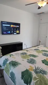 Houston/ Richmond/Sugarland with TVs in All Rooms - Image 4